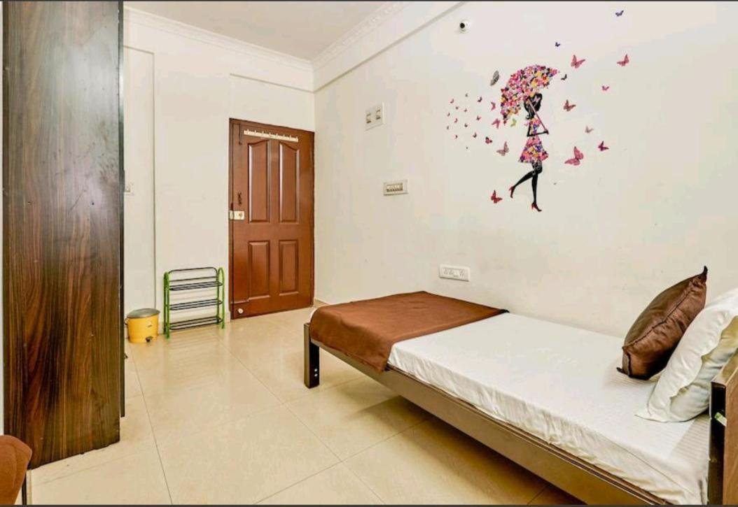 Transit Dorms - A Backpackers Inn & Hostel Bangalore Exterior photo